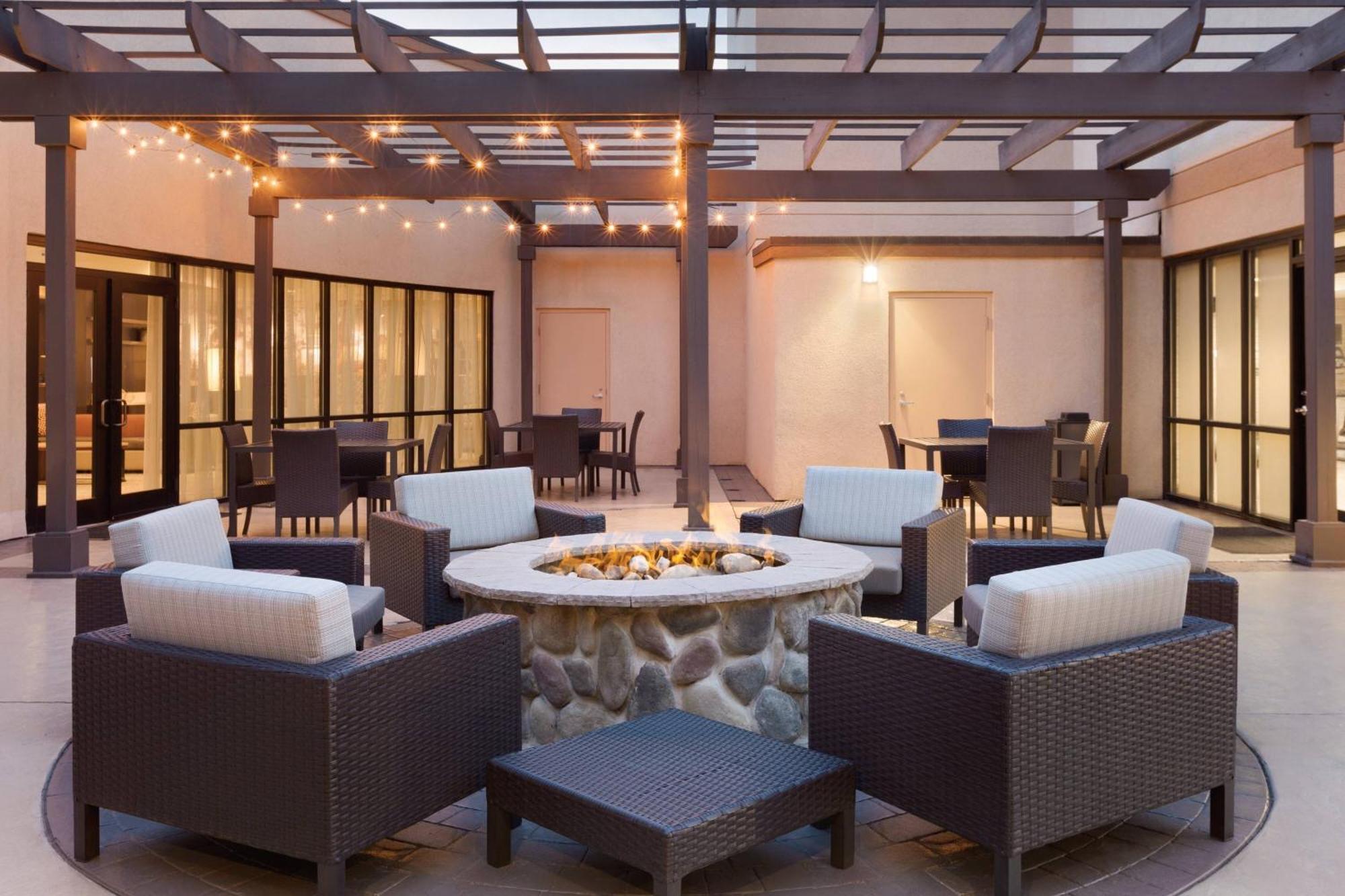Hotel Courtyard Charlotte Airport North Zewnętrze zdjęcie